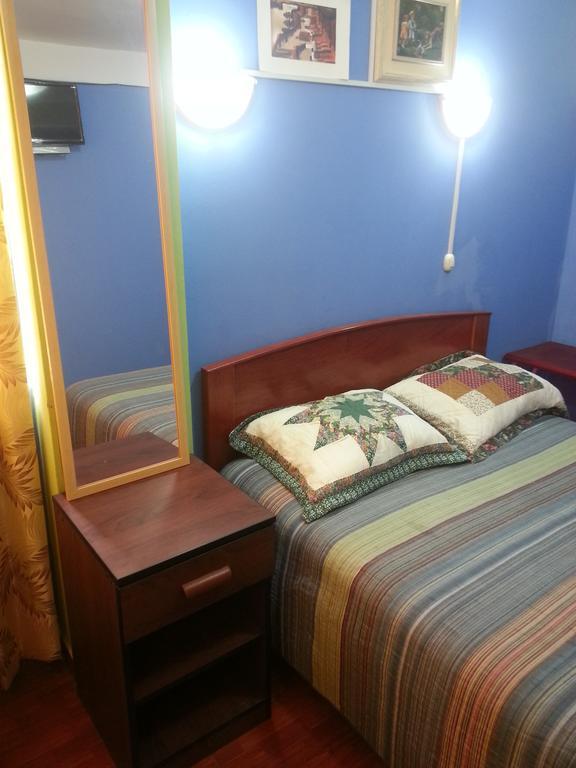 Hostal Arcangel Абанкай Экстерьер фото